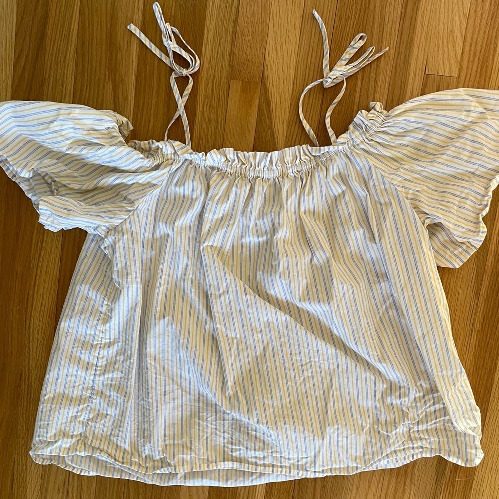 NWOT Off the shoulder top